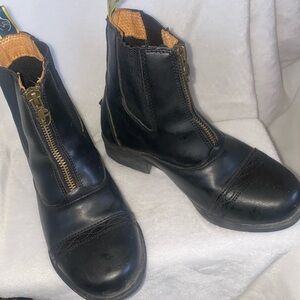 Moretta girls riding boots for show or paddock